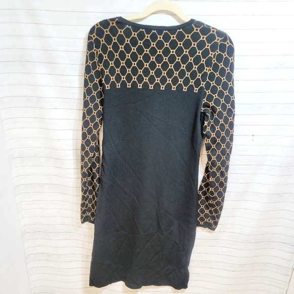 Carmen Marc Valvo Black and Tan Knit Sweater Dress, sz Large - Picture 6 of 7